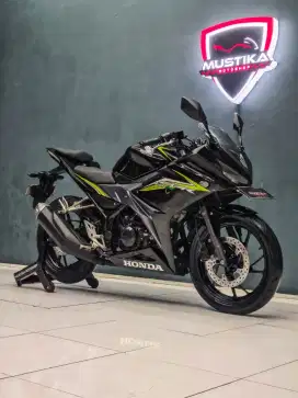 Perfect Condition!!Honda CBR150R 2016 N Asli Pajk Baru Mulus-Mustika