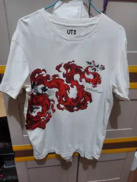 Kaos uniqlo bekas mantap