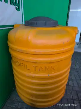 Toren profil tank BPE 1100L - Bekas. SERIUS ONLY