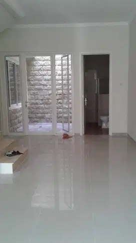 Dijual cepat Rumah minimalis daerah Mulyosari