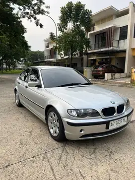 BMW 318i 2004 Bensin N46 (LAST EDITON)