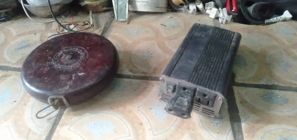 Slhkn plh slh 1 dr travo khusus dr 12v ke 220v matot atau sblh nya tuh