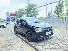 Daihatsu Ayla 1.2 New R Bensin-MT 2023 Hitam