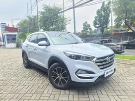 Hyundai Tucson 2.0 XG CRDi Solar-AT 2017 Abu