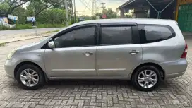 Nissan livina matic ultimate siap pakai