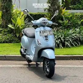 VESPA LX 125 IGET LED TH 2022 warna GREY DELICATO Very Good condition