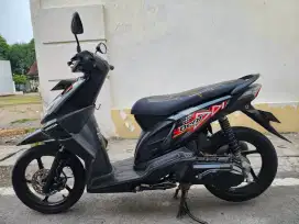 Honda Beat Karbu , Th 2011 , Hitam