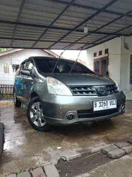 Livina xv 1,8 matic 3 baris