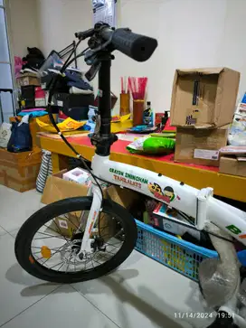 EL Folding Bike BNB Superhero Edition 1 - Shinchan x Tahilalats - Puti