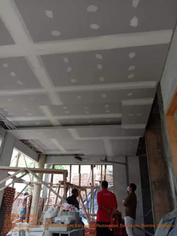 Perbaikan atap bocor Plafon dan pengecatan