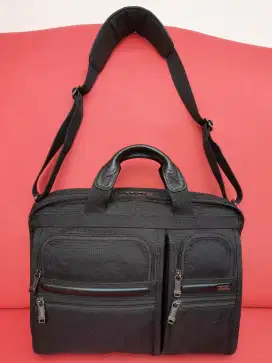 Tas import eks TUMI Hitam Kanvas mix Kulit Asli