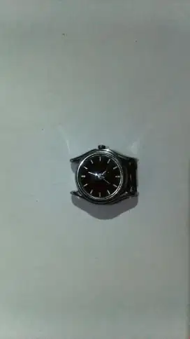 SEIKO
Quartz
Base Metal Bezel