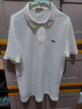 Kaos Lacoste bekas putih cakep