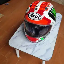 Helm arai like new jonathan rea size M