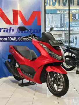 Honda Pcx 160cc Thn 2022 km 2Rb Anugerah Motor Pucang