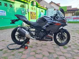 Kawasaki Ninja 250 Tipe Abs