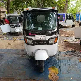 TVS KARGO BOX SECOND