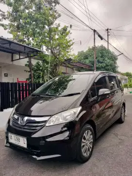 Honda Freed 2012 facelift plat AA mulus