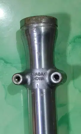 Bottom Shock Depan Kanan Kawasaki Binter Merzy