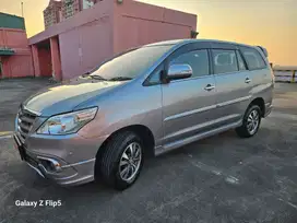 TOYOTA INNOVA V LUXURI 2.0 AT BENSIN 2015 SILVER