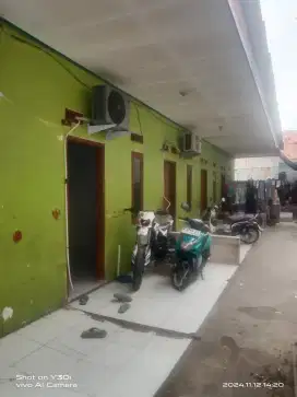 JUAL KONTRAKAN DEKAT JALAN RAYA (Samping Alfamart)