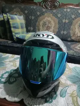 Helm KYT TT fullface motif space monkey 2022