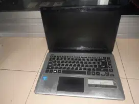 Laptop acer Aspire E1-432