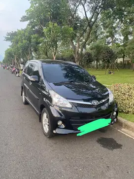 Jual avanza veloz 1.5 at warna hitam plat k tinggal pakai