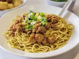 Dicari karyawan untuk rumah makan