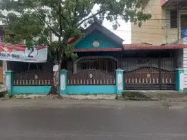 Rumah di jual dan sewa dijual cepat