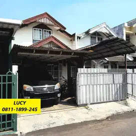 Rumah Sederhana 2 Lantai di Sektor 2 Bintaro 14070-FM