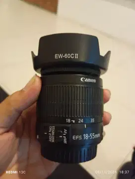 Lensa Kit canon 18-55mm kondisi mulus seperti bru minus jamur tipis