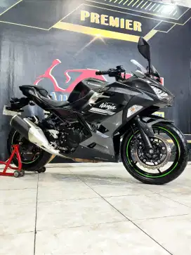 Kawasaki New Ninja 250 FI TH 2021 Like new gercep Dp 8jt an