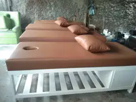 Bed massage dengan 1 loker