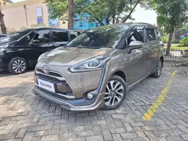 Toyota Sienta 1.5 Q Bensin-AT 2016 Coklat /