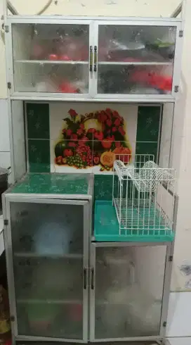 Rak perabotan dapur