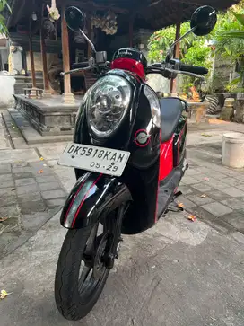 Honda Scoopy 2014