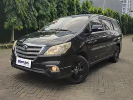 DP HANYA 5% !! Toyota Kijang Innova 2.0 V Luxury Bensin-MT 2015 912