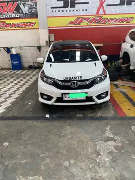 Honda Brio Satya E CVT 2023 Modifikasi Brio Urbanite