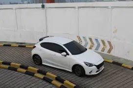 [TDP 7JT] Mazda 2 GT 2016 hatchback at matic putih antik modifikasi