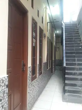 Kontrakan Kosong Jl. Pasar Pengampuan Srengseng