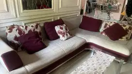 Sofa Ruang Tamu Keluarga