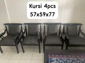 1 set kursi (4pcs)