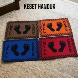 Keset handuk motif/karakter