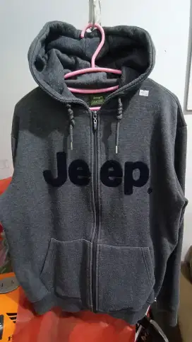 Hoodie Jeep warna abu abu