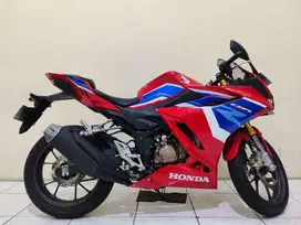 Dj. All NEW CBR 150R SE 2024 TRICOLOR LIKE NEW siap pakai