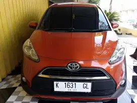 Toyota Sienta matic