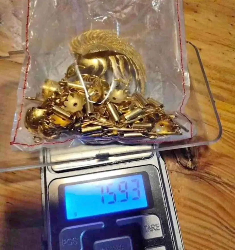 Menerima emas tampa surat