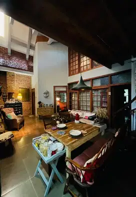 Dijual Rumah Di Puter Sektor 5 Bintaro Jaya