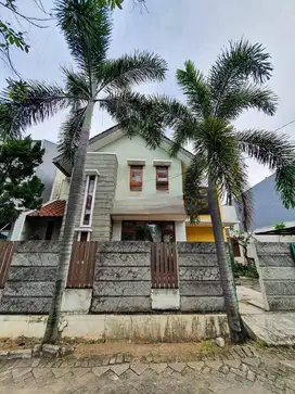 Dijual Rumah 2Lantai Di Sektor 5 Bintaro Jaya